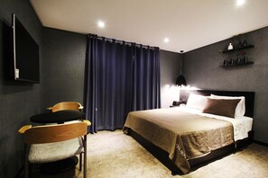 Deluxe Double Room | Free WiFi
