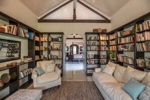 Cinnamon Suite | Living area - The Sun House (Galle)