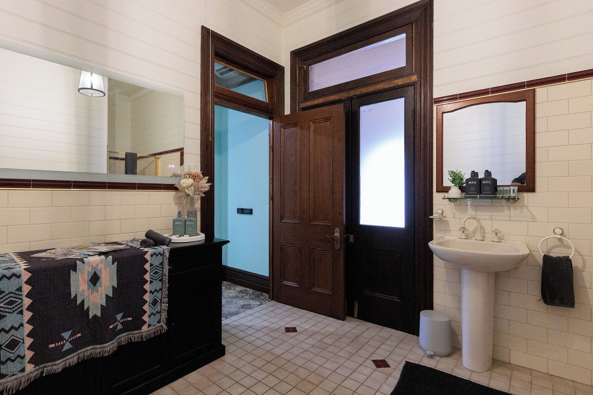 Mansfield Room | Bathroom