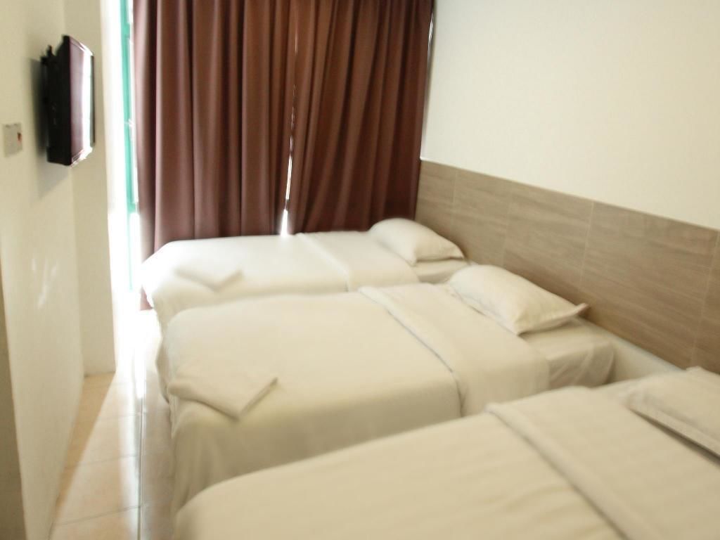 super single | desk, free wifi