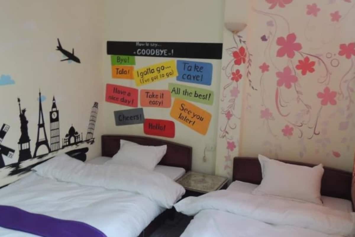 Standard Double or Twin Room | Desk, WiFi (free)