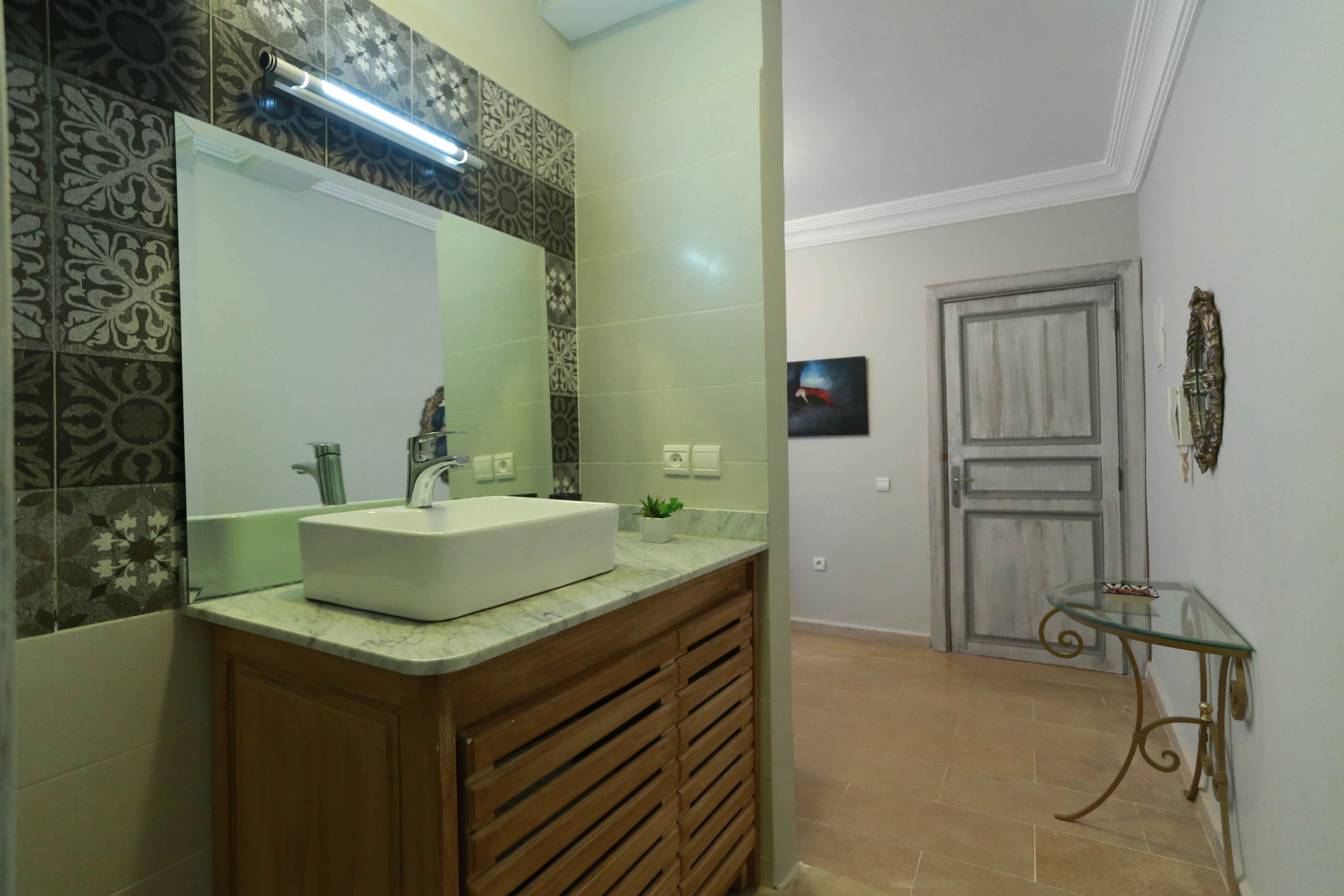 Wastafel kamar mandi