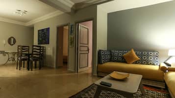 Family Apartment, 2 Bedrooms, Balcony | Living area
