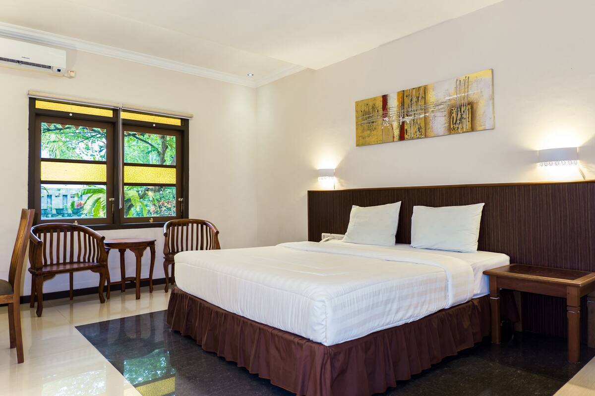 Superior Room, 1 King Bed