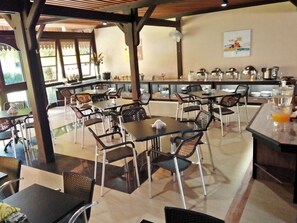 Daily buffet breakfast (IDR 50000 per person) - Arsela Hotel Pangkalan Bun (Pangkalan Bun)