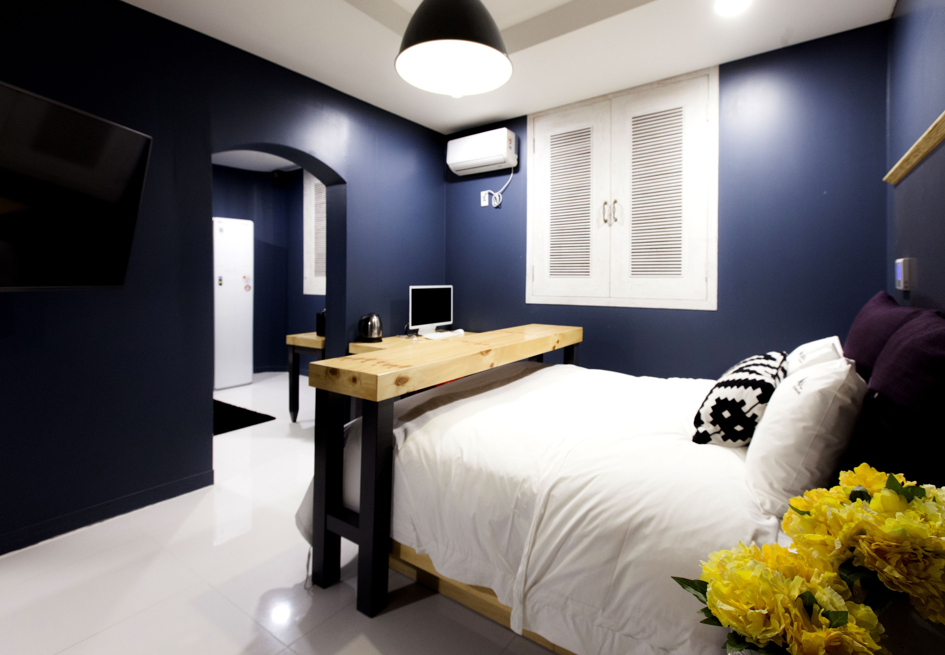 Ropa de cama de alta calidad, escritorio y wifi gratis 