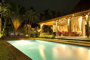 Outdoor pool - Esterin Villa (Ubud)