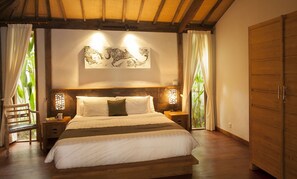 3 bedrooms, free WiFi, bed sheets - Esterin Villa (Ubud)