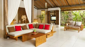 3 Bedrooms Villa with Private Pool | Living area - Esterin Villa (Ubud)