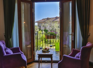 Suite, vue piscine | Vue de la chambre