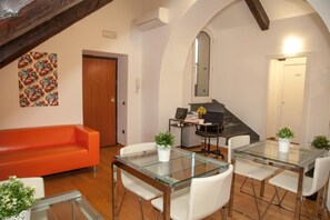 Flat-screen TV - CAESAR b&b NAPOLI (Naples)