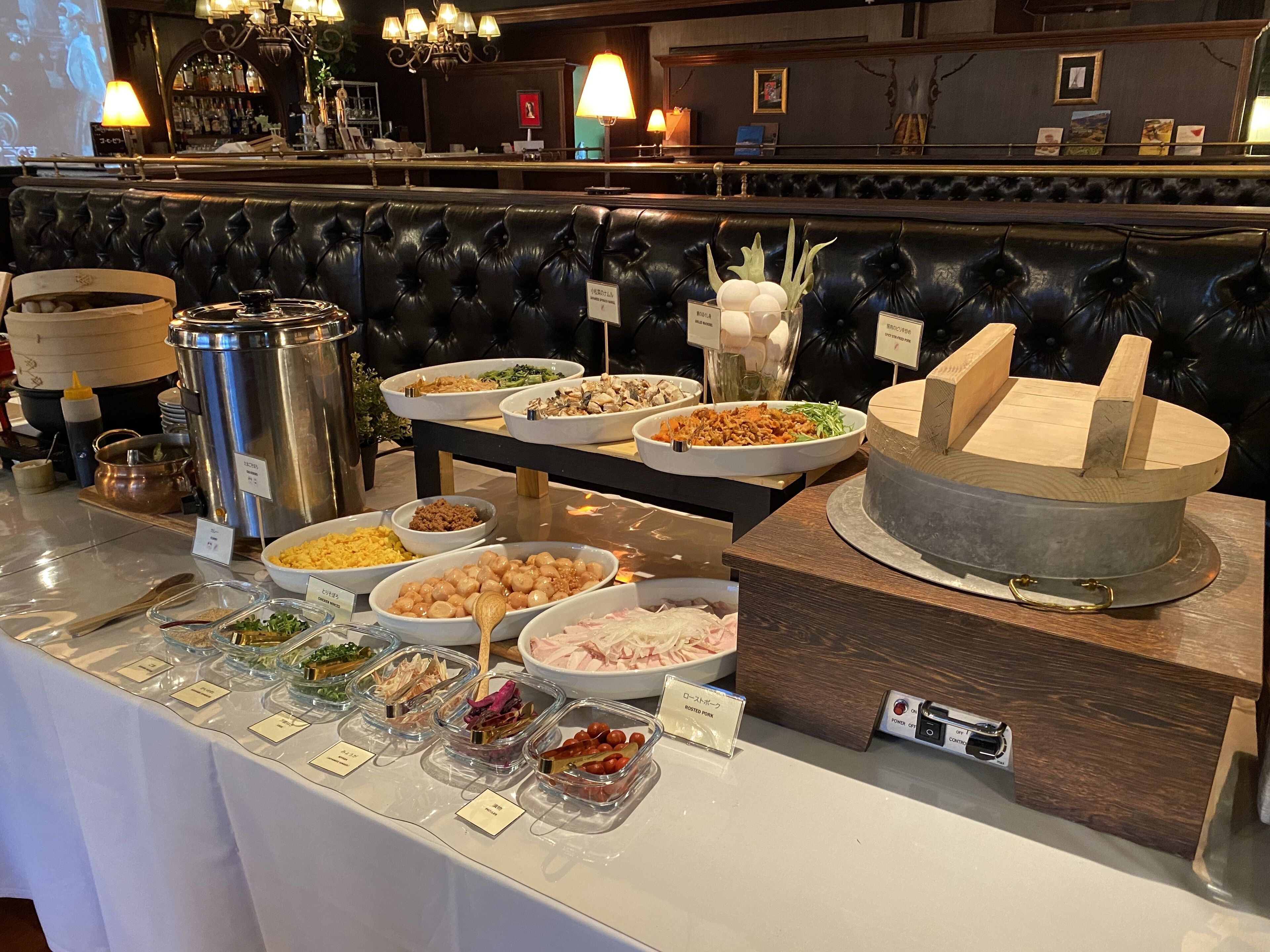 daily buffet breakfast (jpy 1200 per person)