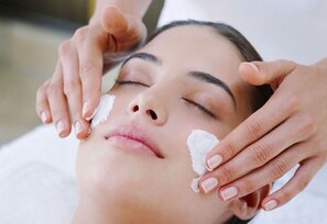 Tratamientos corporales, masajes con piedras calientes