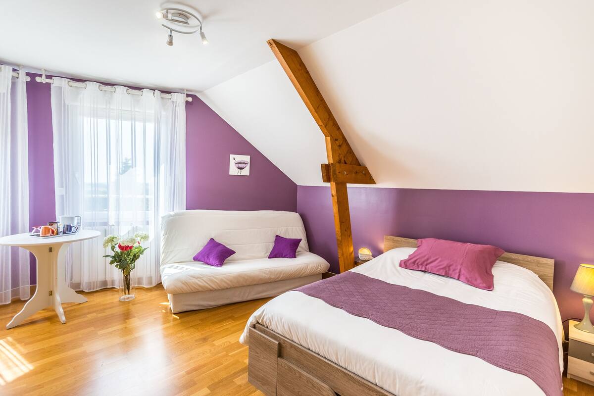 Familiekamer (Hirondelle) | Geluiddichte muren, gratis babybedden, gratis wifi