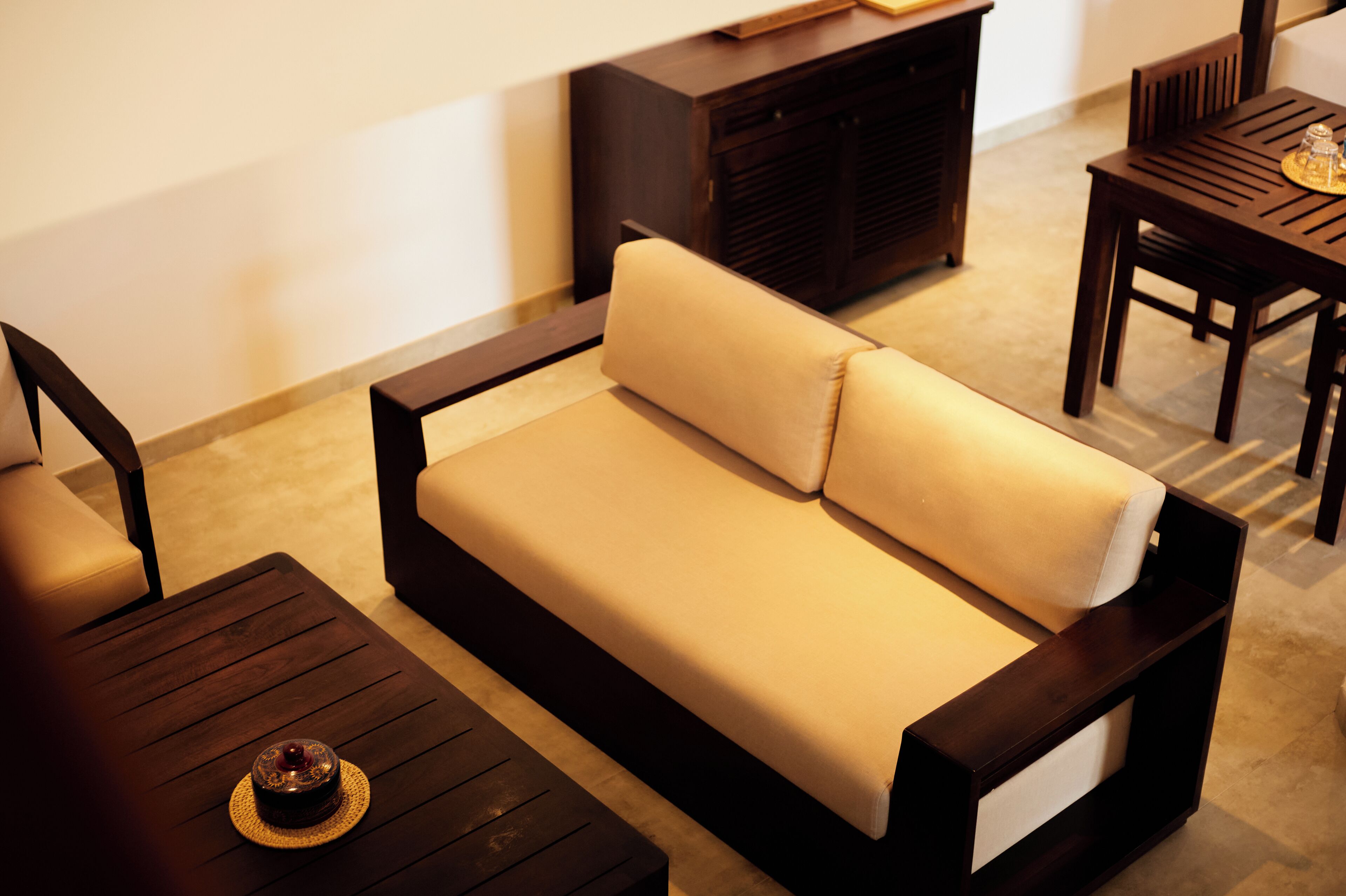 1 bedroom, egyptian cotton sheets, premium bedding, down duvets