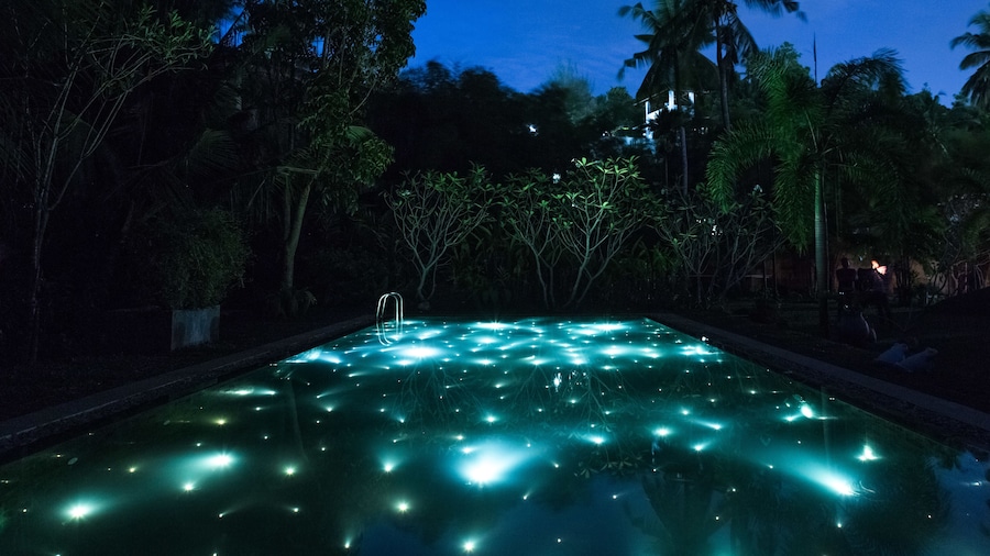 ヴィラ ホワイト クイーン リゾート & スパ