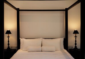 Biệt thự Premium, 1 giường cỡ king, quang cảnh vườn, cạnh hồ bơi | 1 phòng ngủ, bộ trải giường bằng vải cotton Ai Cập