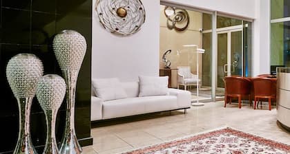 Palm Continental Hotel Johannesburg