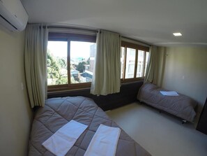 免费 WiFi、床单