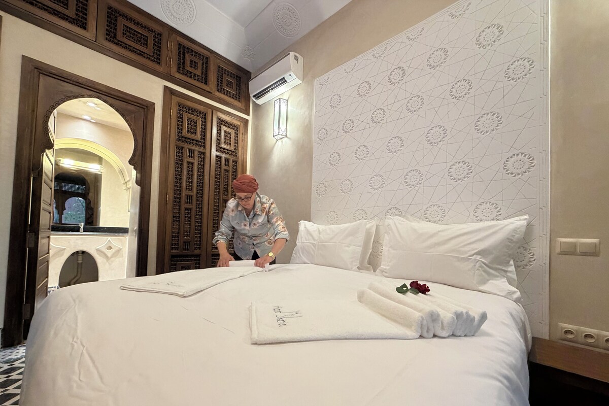 Superior Twin Room, Balcony, Garden View | Premium bedding, minibar, in-room safe, iron/ironing board (on request)