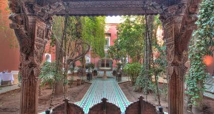 Riad Kaiss by Anika