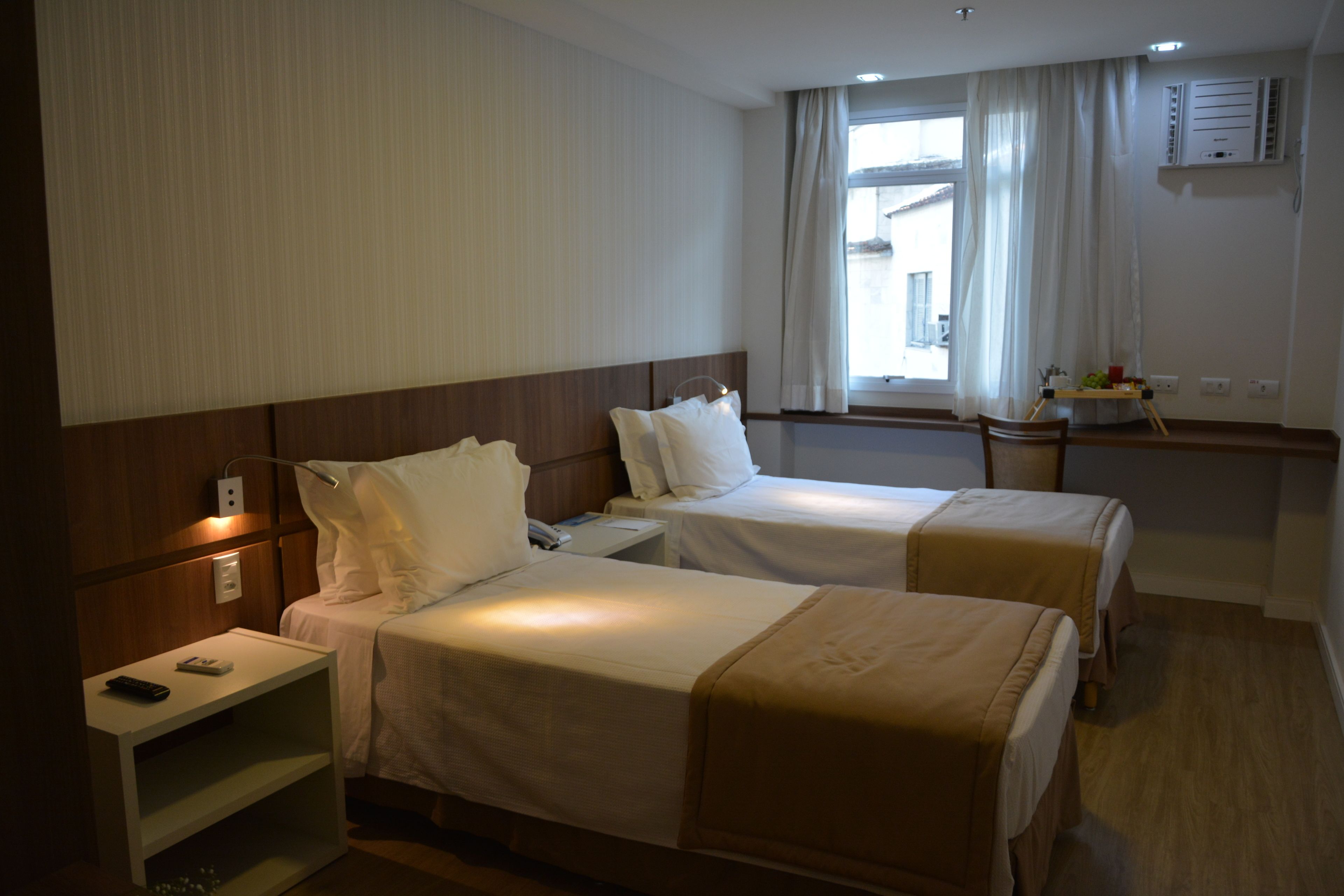 standard double or twin room | minibar, in-room safe, desk, free wifi