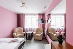 Superior tweepersoonskamer | 1 slaapkamer, individueel gedecoreerd, individueel gemeubileerd