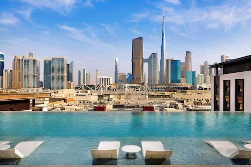 La Ville Hotel & Suites CITY WALK, Dubai, Autograph Collection