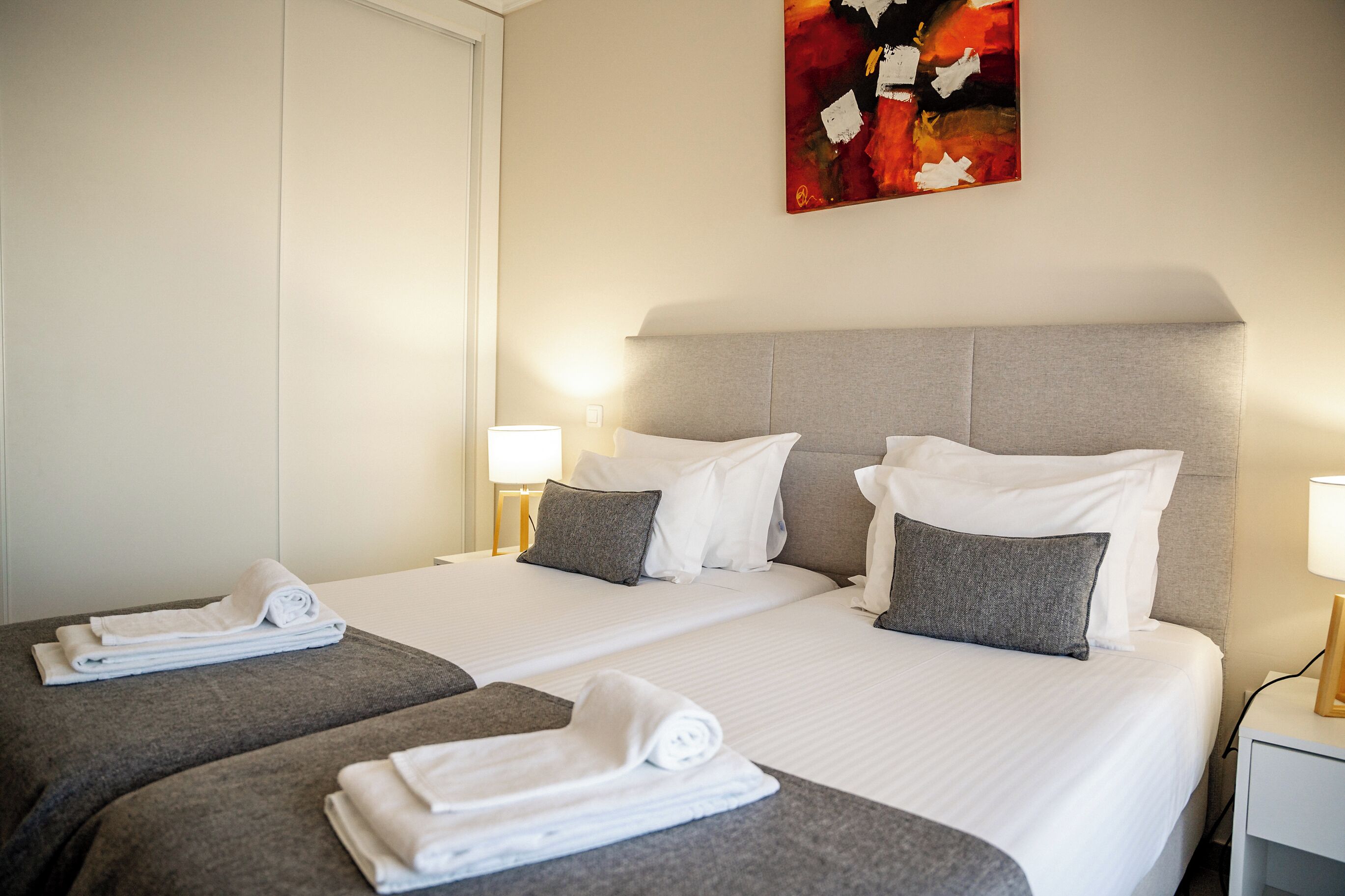 2 bedrooms, in-room safe, free cots/infant beds, free wifi