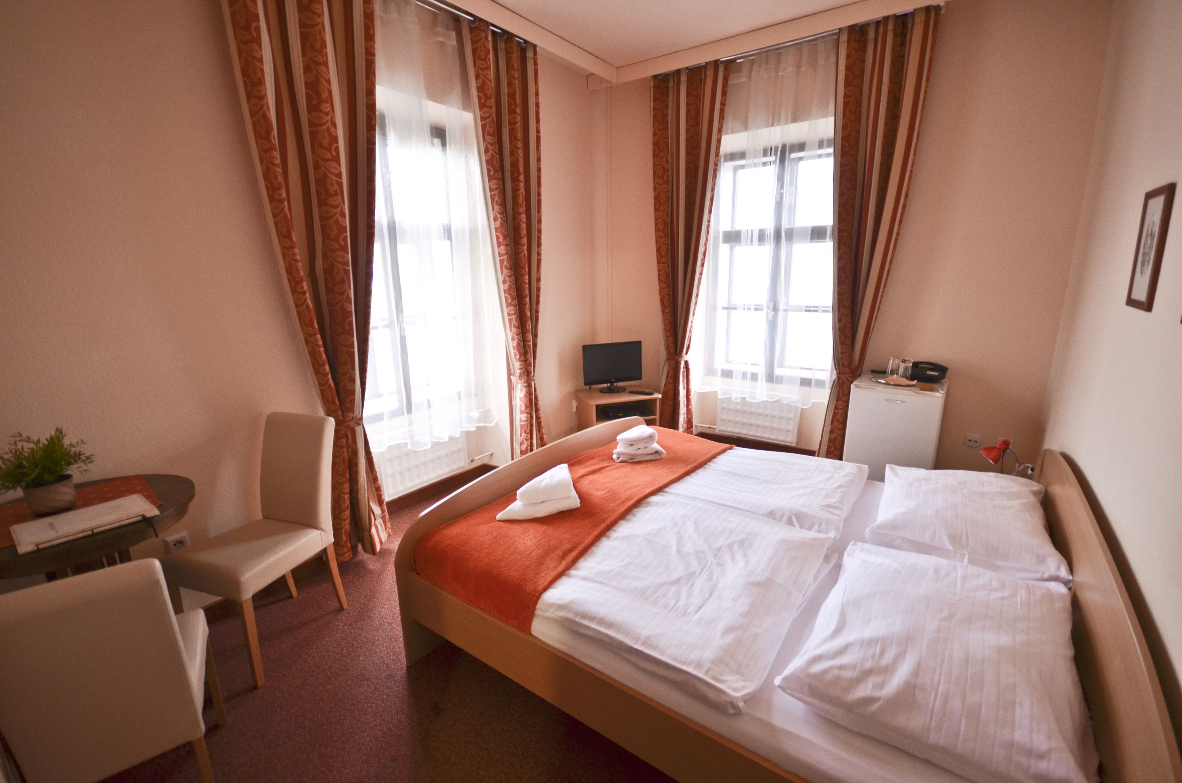 standard double or twin room | in-room safe, desk, iron/ironing board, free wifi