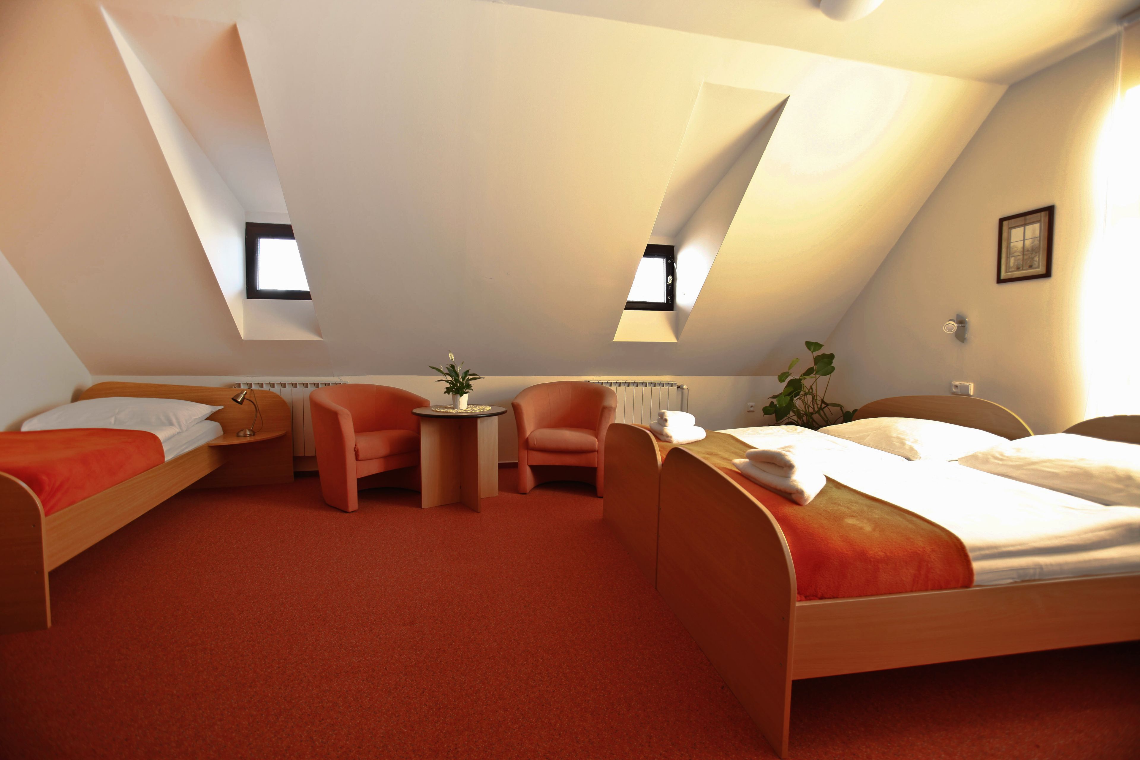 deluxe apartment, 2 bedrooms, terrace | in-room safe, desk, iron/ironing board, free wifi