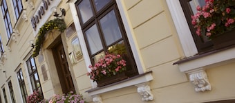 Hotel Paradies
