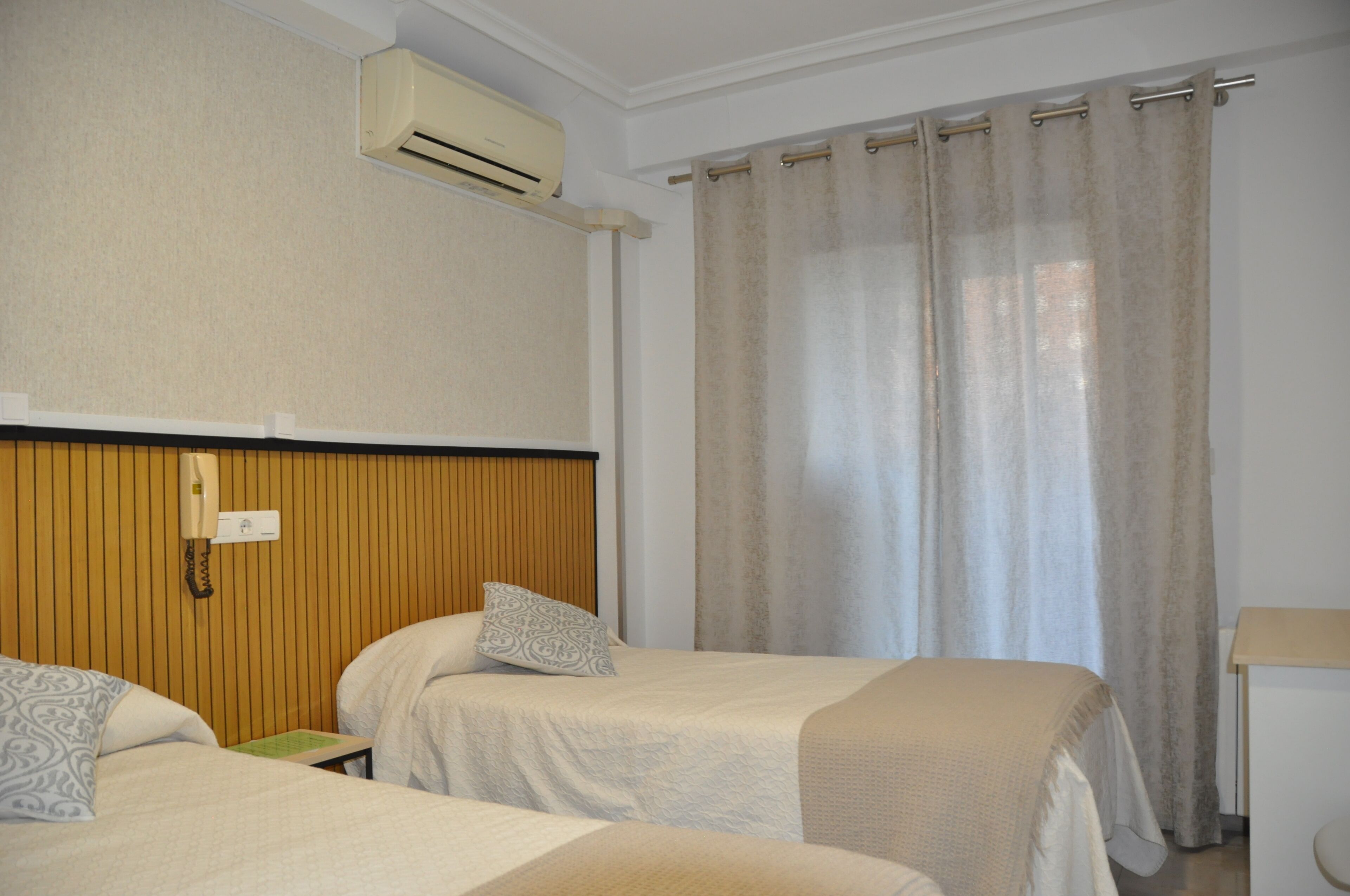 Photo - Hostal Ramón y Cajal