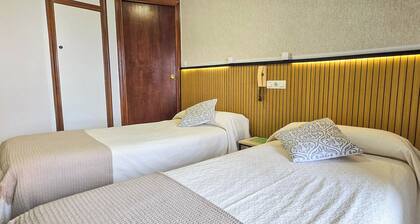 Hostal Ramón y Cajal