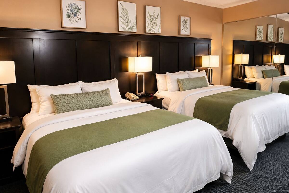 Comfort Quadruple Room, 2 Queen Beds | Free cots/infant beds, free rollaway beds, free WiFi, bed sheets
