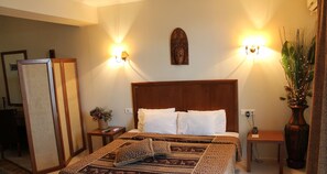 Individually decorated, free WiFi, bed sheets