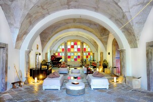 Sala de estar en el lobby