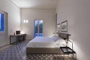 Executive Double Room | Premium bedding, down duvets, minibar, in-room safe