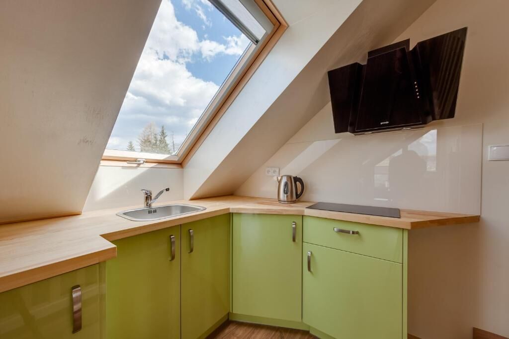 Apartamento luxo, sacada, vista para a montanha | Cozinha privada | Chaleira elétrica