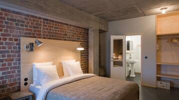 Alarm clocks, wheelchair access