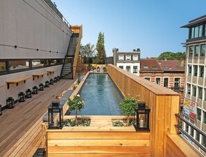 Outdoor pool - Jam Hotel Brussels (Brussels)