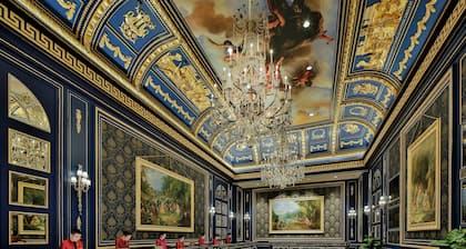 The Parisian Macao