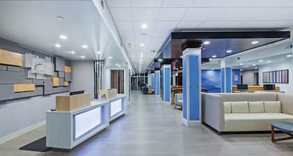 Holiday Inn Express & Suites Coffeyville by IHG