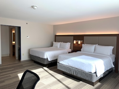 Holiday Inn Express & Suites Danville by IHG