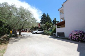 Property grounds - Apartment Sena (Rovinj)