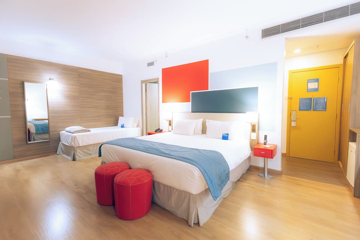 room, multiple beds, non smoking (efficiency) | minibar, in-room safe, desk, soundproofing