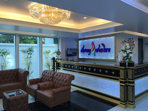 Mostrador de check-in y check-out