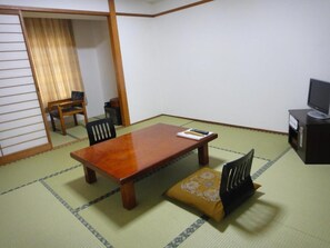 In-room safe, free WiFi, bed sheets - Gero Onsen Kisoya (Gero)