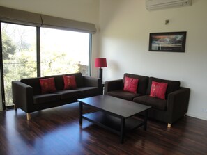 Oak One Bedroom Apartment