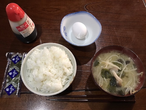 朝食